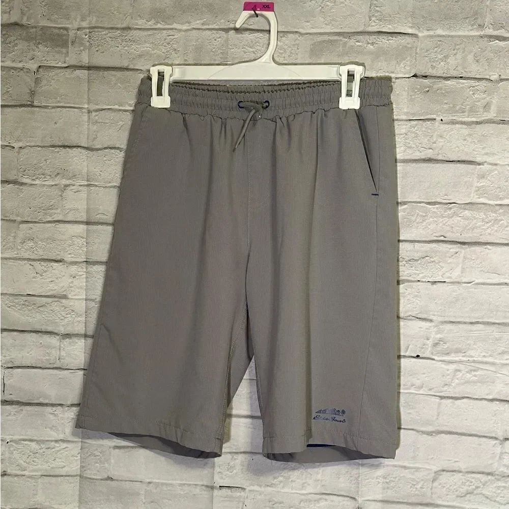 Eddie Bauer Boys short - Picture 2 of 8